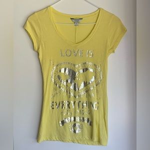 Vintage y2K Guess Top Heart Graphic Silver Foil Scoop V-neck Cap Sleeves